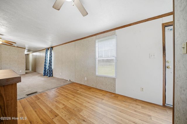 139 Green Hill Court, Rocky Point, NC 28457