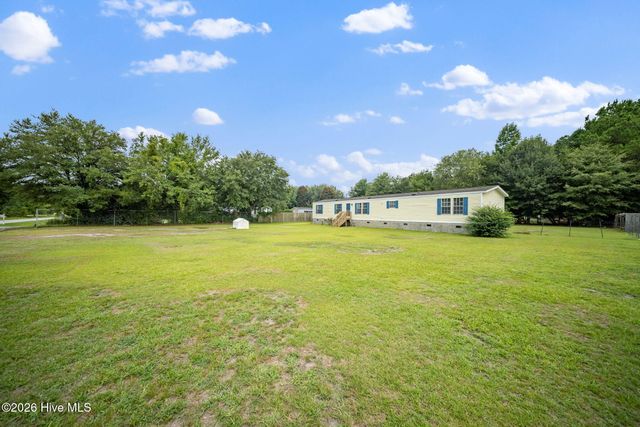 139 Green Hill Court, Rocky Point, NC 28457