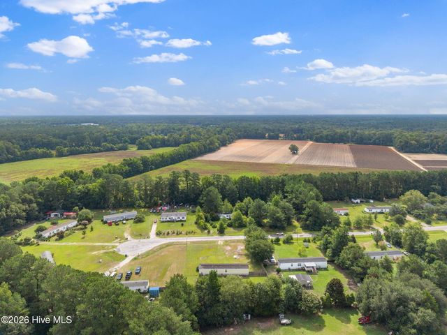 139 Green Hill Court, Rocky Point, NC 28457