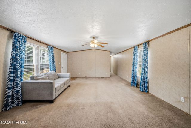 139 Green Hill Court, Rocky Point, NC 28457