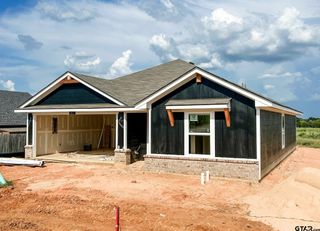 847 Martin St, Chandler, TX 75758