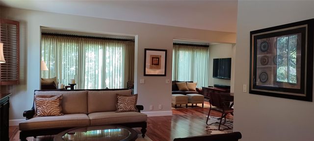 6688 Via Regina, Boca Raton, FL 33433