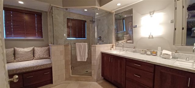 6688 Via Regina, Boca Raton, FL 33433