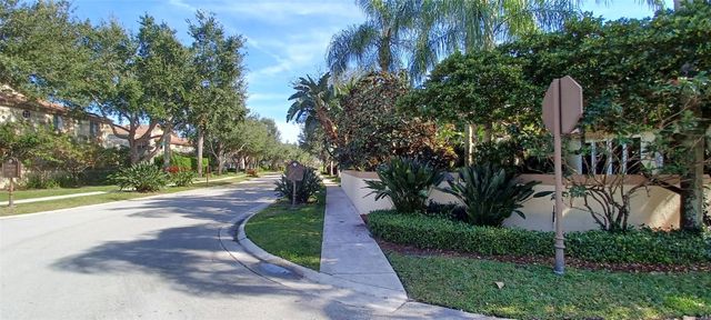 6688 Via Regina, Boca Raton, FL 33433