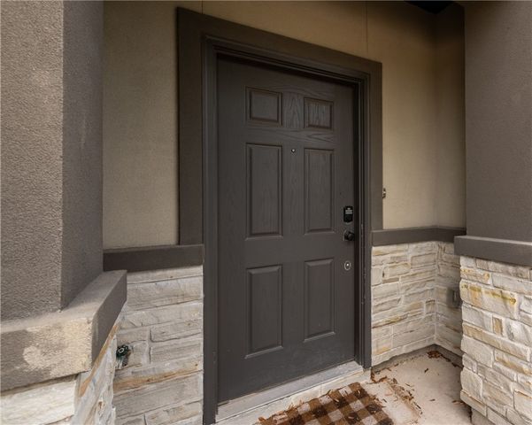 2911 Papa Bear Drive, College Station, TX 77845