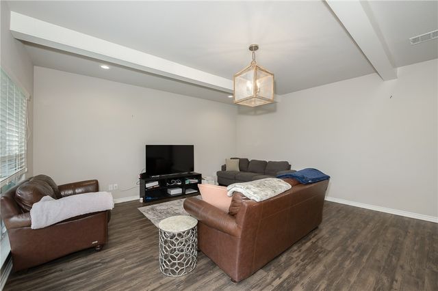 2911 Papa Bear Drive, College Station, TX 77845