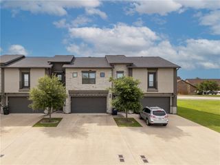 2911 Papa Bear Drive, College Station, TX 77845
