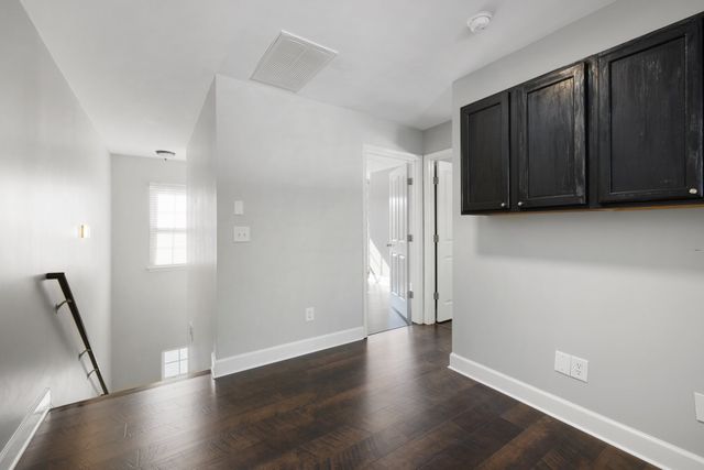 914 Loxley Dr, Nashville, TN 37211