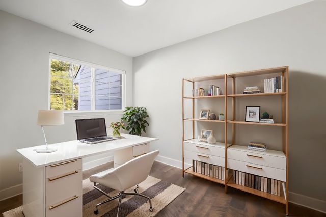 914 Loxley Dr, Nashville, TN 37211