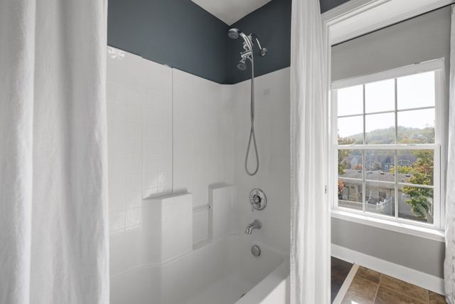 914 Loxley Dr, Nashville, TN 37211