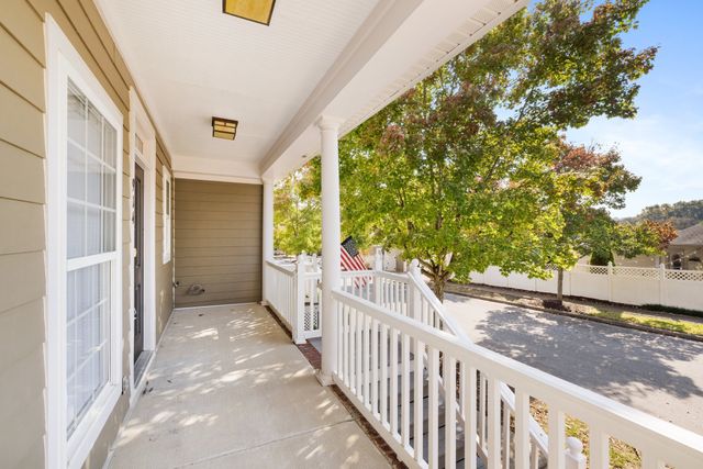 914 Loxley Dr, Nashville, TN 37211