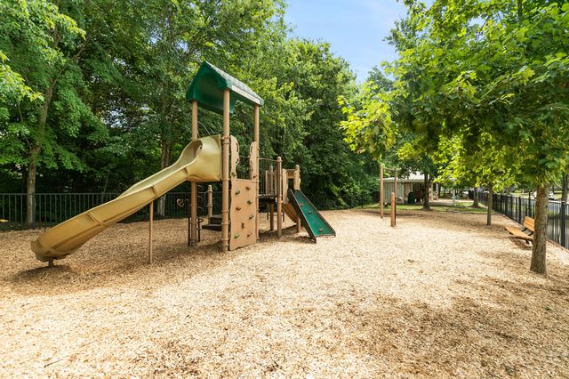 914 Loxley Dr, Nashville, TN 37211