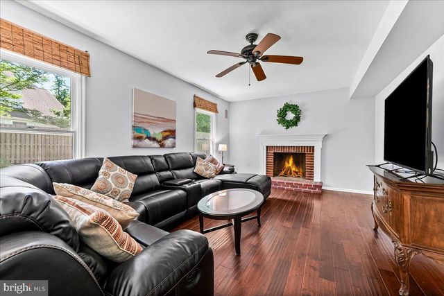 252 HIGHLAND AVE, Wayne, PA 19087