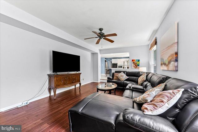 252 HIGHLAND AVE, Wayne, PA 19087