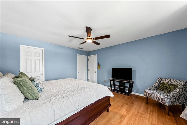 252 HIGHLAND AVE, Wayne, PA 19087