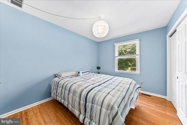 252 HIGHLAND AVE, Wayne, PA 19087