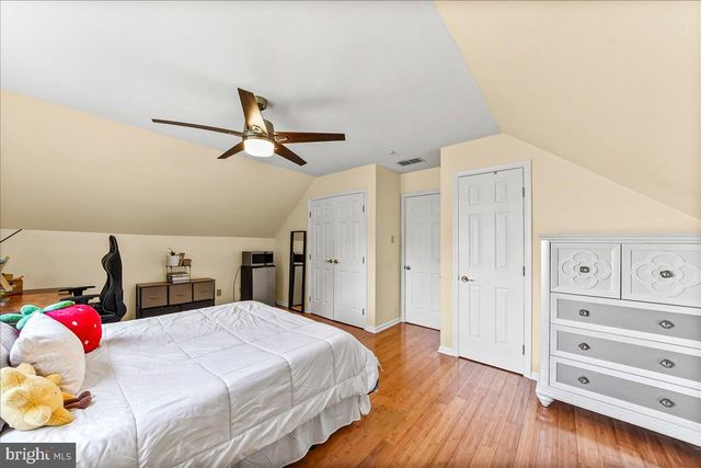 252 HIGHLAND AVE, Wayne, PA 19087