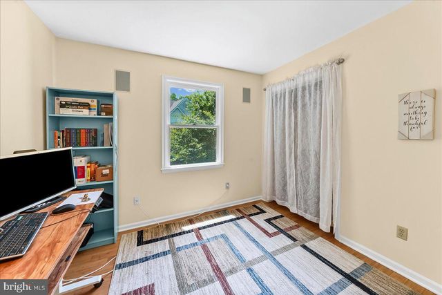 252 HIGHLAND AVE, Wayne, PA 19087