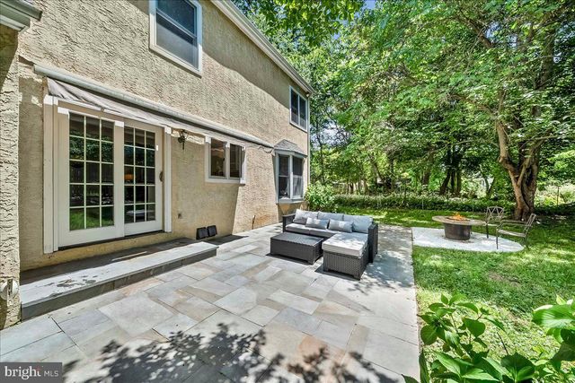 252 HIGHLAND AVE, Wayne, PA 19087