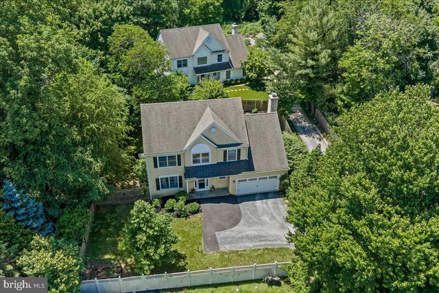 252 HIGHLAND AVE, Wayne, PA 19087
