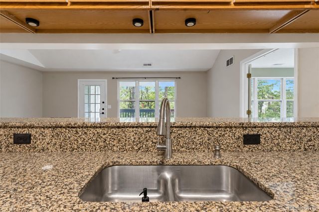 1359 Heatherwood Lane, Pittsfield Charter Township, MI 48108
