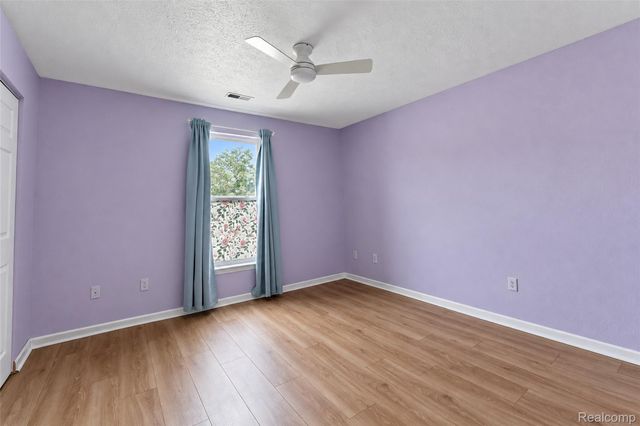 1359 Heatherwood Lane, Pittsfield Charter Township, MI 48108