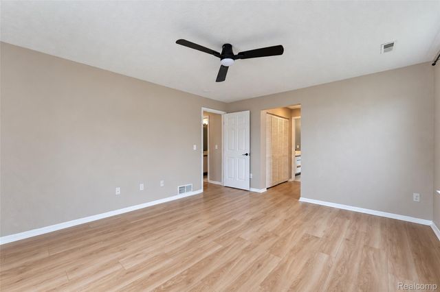 1359 Heatherwood Lane, Pittsfield Charter Township, MI 48108