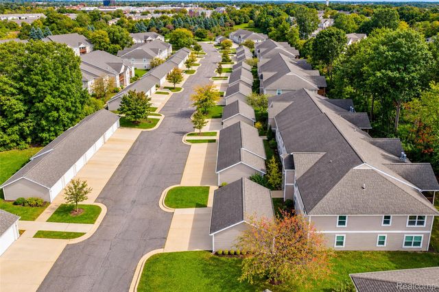 1359 Heatherwood Lane, Pittsfield Charter Township, MI 48108