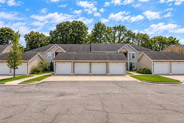 1359 Heatherwood Lane, Pittsfield Charter Township, MI 48108