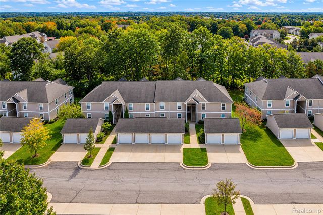 1359 Heatherwood Lane, Pittsfield Charter Township, MI 48108