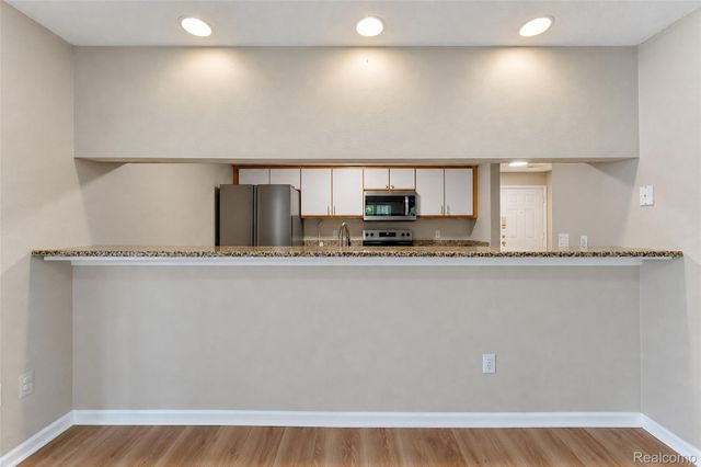 1359 Heatherwood Lane, Pittsfield Charter Township, MI 48108