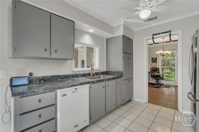 201 Donna Road, Savannah, GA 31410