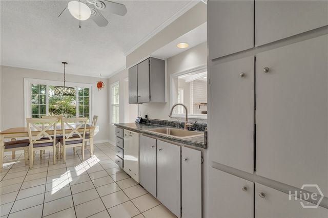 201 Donna Road, Savannah, GA 31410