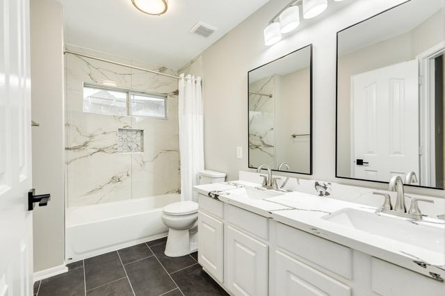 3206 Braesview Drive, Pearland, TX 77584