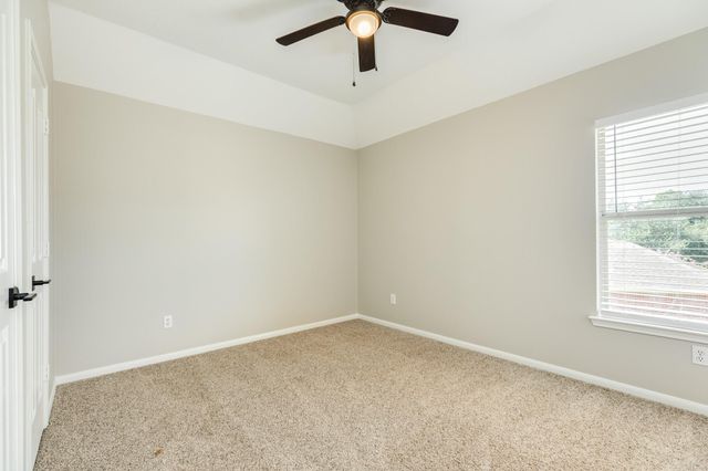 3206 Braesview Drive, Pearland, TX 77584