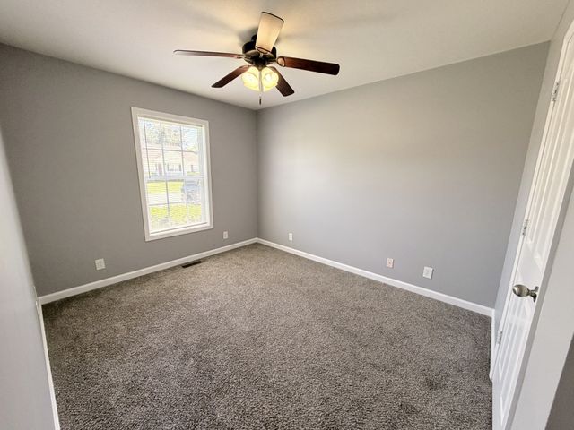 3438 Foxrun Ln, Clarksville, TN 37042