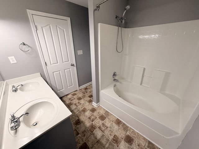 3438 Foxrun Ln, Clarksville, TN 37042