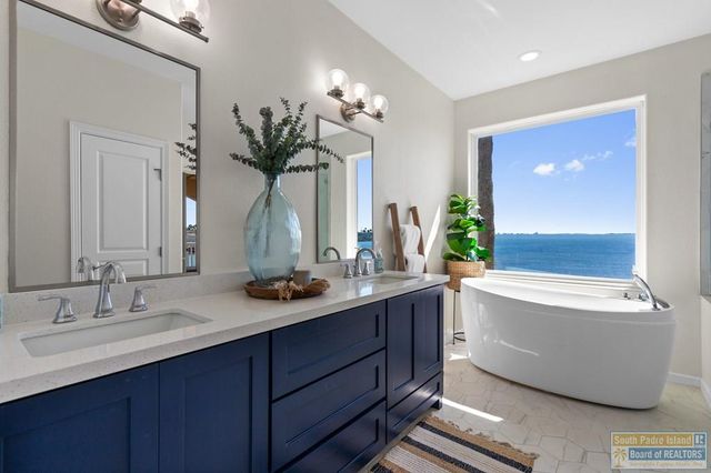 47 Harbor Town, Laguna Vista, TX 78578