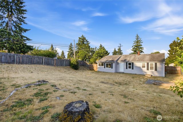 13607 2nd Avenue SW, Seattle, WA 98166