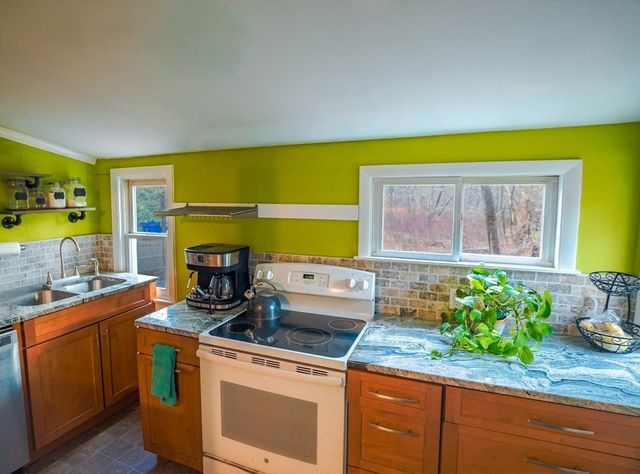 353 Washington, Canton, MA 02021