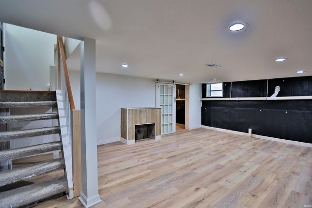 2102 Webster Street, Fort Wayne, IN 46802
