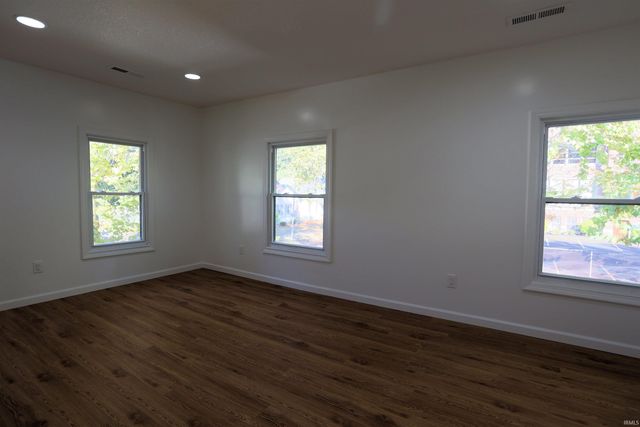 2102 Webster Street, Fort Wayne, IN 46802