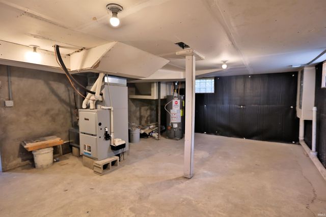 2102 Webster Street, Fort Wayne, IN 46802
