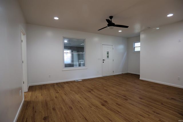 2102 Webster Street, Fort Wayne, IN 46802
