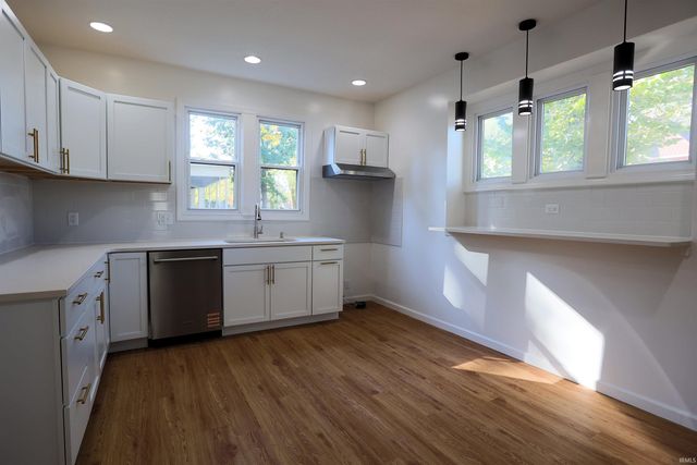 2102 Webster Street, Fort Wayne, IN 46802