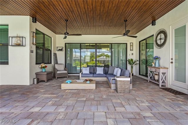 2134 SE 18th AVE, Cape Coral, FL 33990