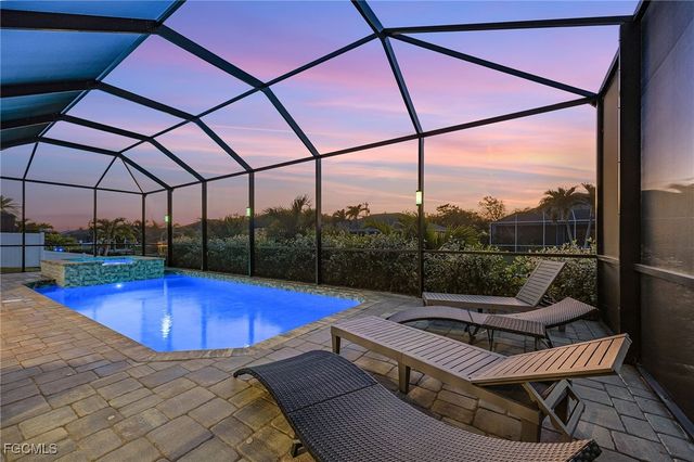 2134 SE 18th AVE, Cape Coral, FL 33990