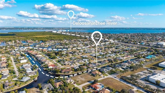 2134 SE 18th AVE, Cape Coral, FL 33990