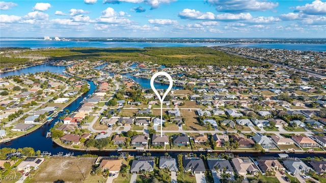 2134 SE 18th AVE, Cape Coral, FL 33990