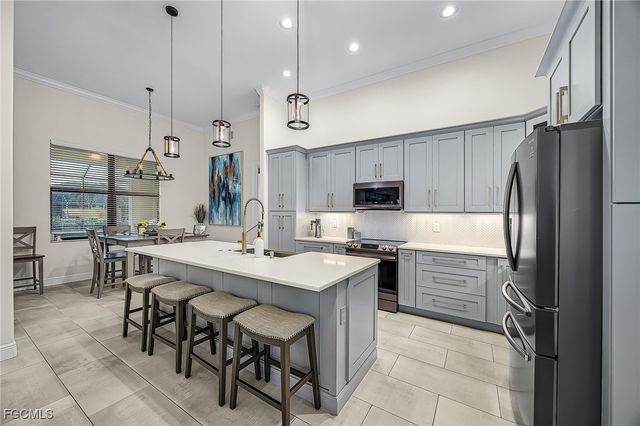 2134 SE 18th AVE, Cape Coral, FL 33990